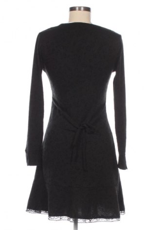 New Sensation Kleid New Sensation - günstig bei Remix - #128981374 Begrenzt auf 3 Tage