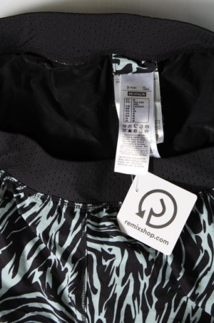 Decathlon Damen Shorts Decathlon - günstig bei Remix - #128923750 Speichern exportieren